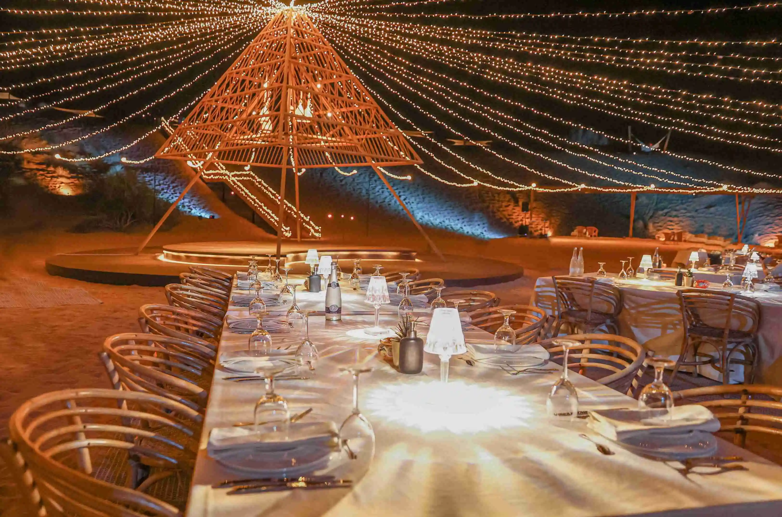 Exclusive Dinner in Majestic Camp